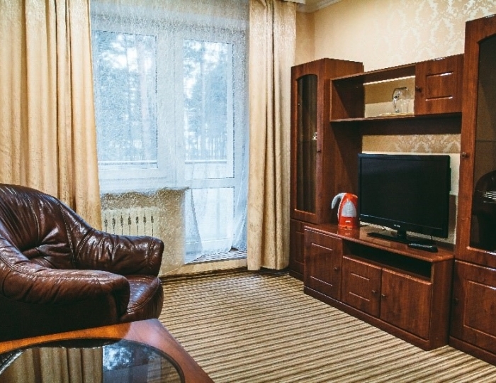 Люкс 2-местный 2-комнатный корпуса 1 (210, 211), 2 (52, 64) - Санаторий «Нафтан» Беларусь