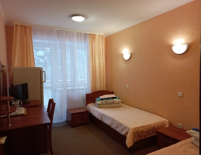 Стандарт 2-местный корпус 1 (301-304, 306-315, 401-404, 407-415, 501-504, 506-515) - Санаторий «Нафтан» Беларусь